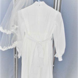 Vintage COMMUNION DRESS Vintage Vail SILK Dress Girls Wedding Dress Bridesmaid